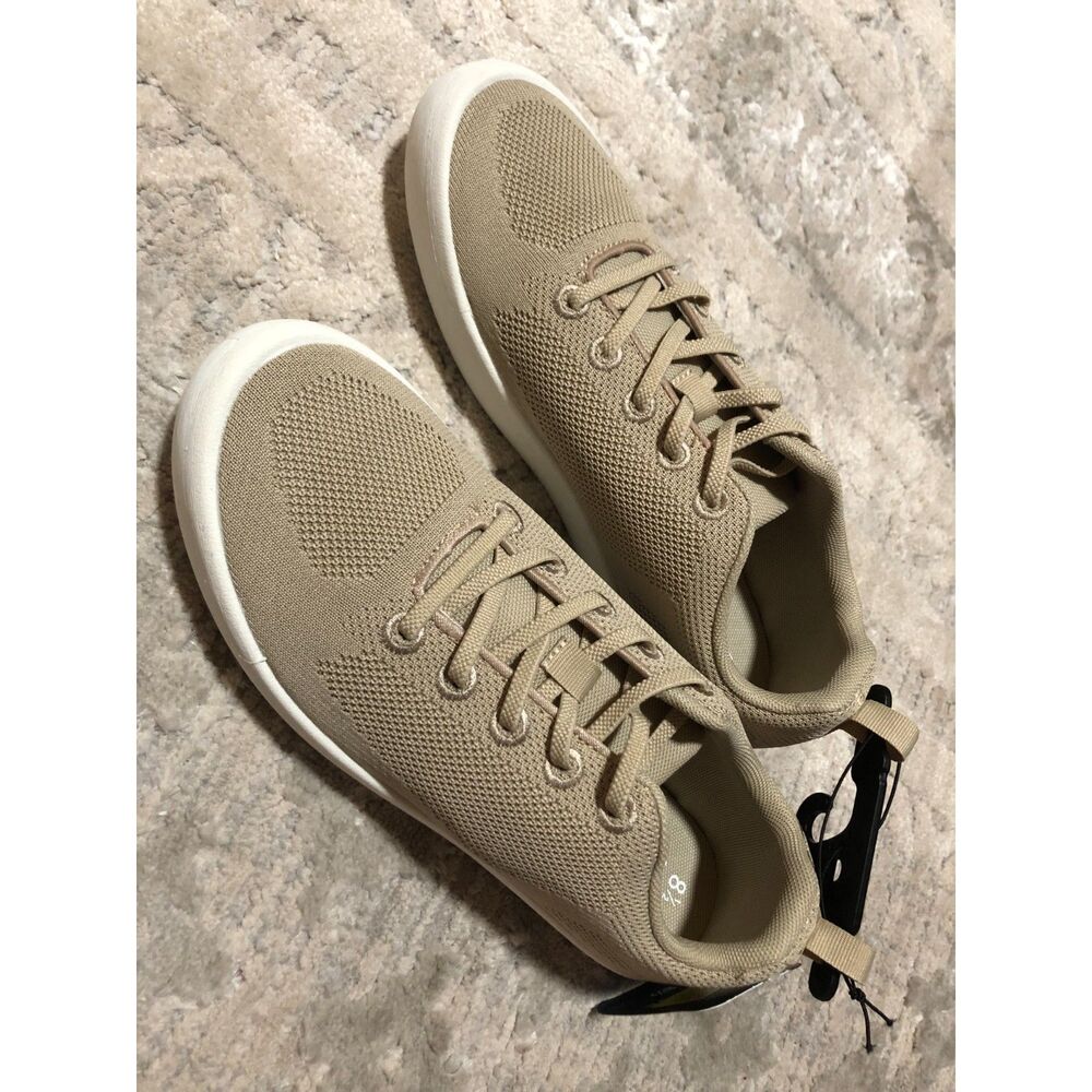 Men's 8.5 Knit Slip-On Sneakers Beige